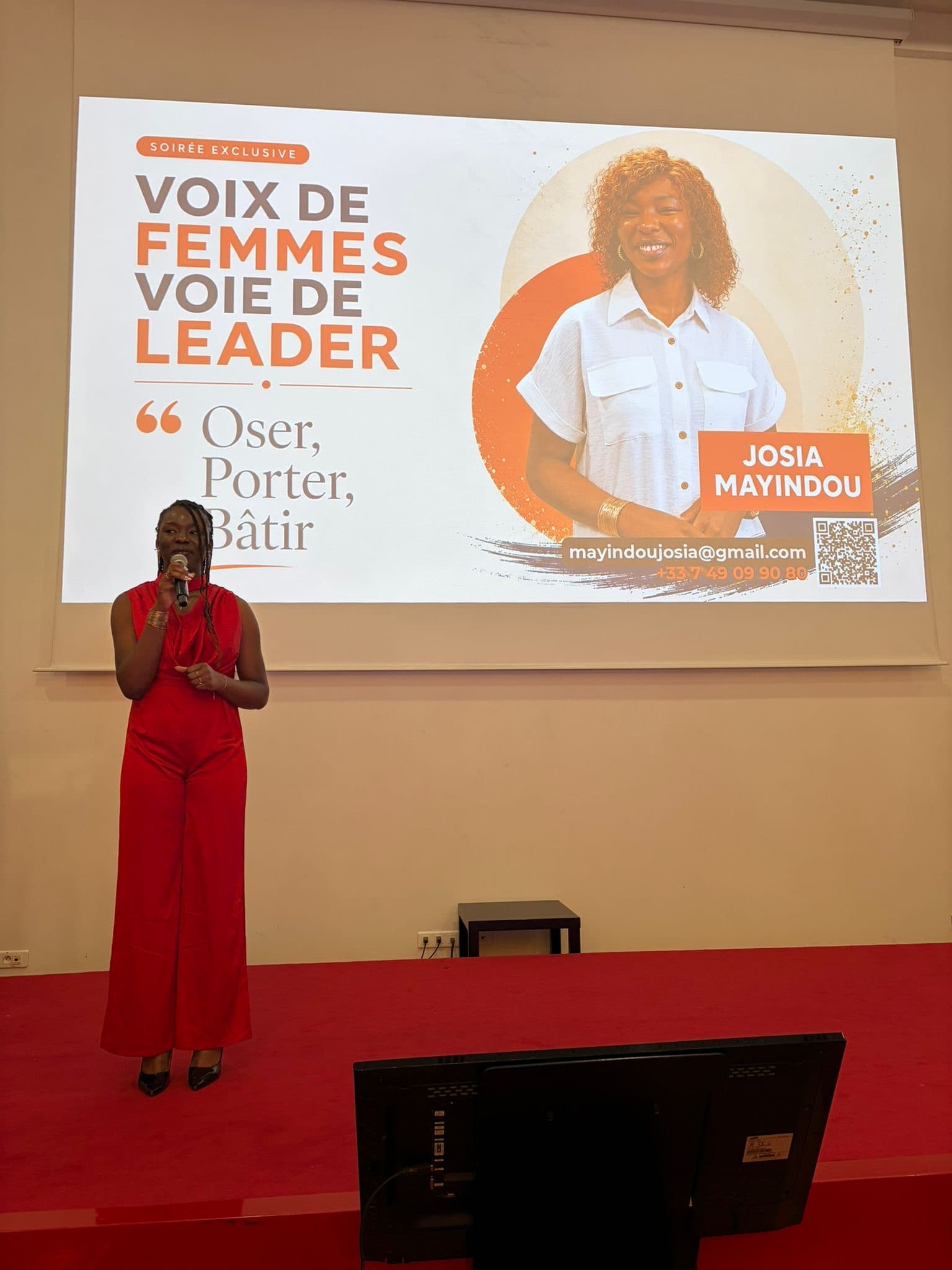 Voix de Femmes, Voie de Leader